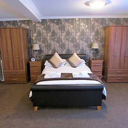 The Southgate 3*