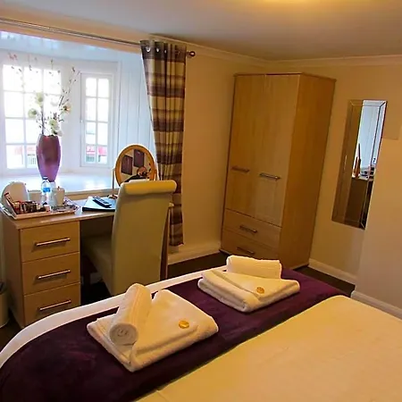 The Southgate 3*