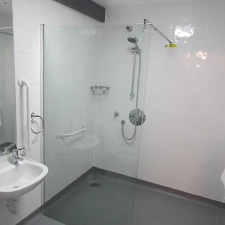 Nocleg ze śniadaniem The Southgate 3*