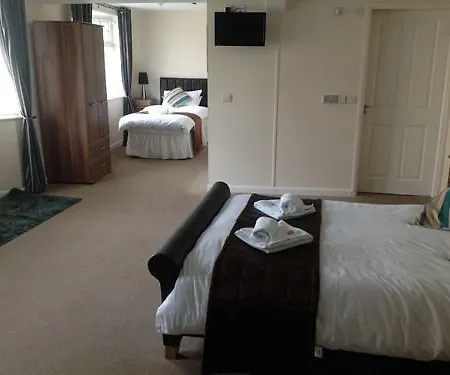 The Southgate B&B Bed & Breakfast 4*